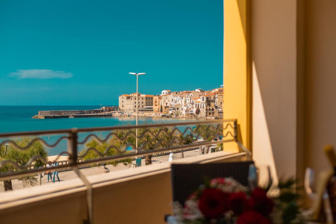 Hotel Riva Del Sole تْشيفالو المظهر الخارجي الصورة