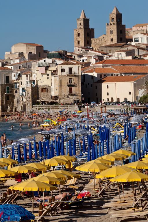 Hotel Riva Del Sole تْشيفالو المظهر الخارجي الصورة